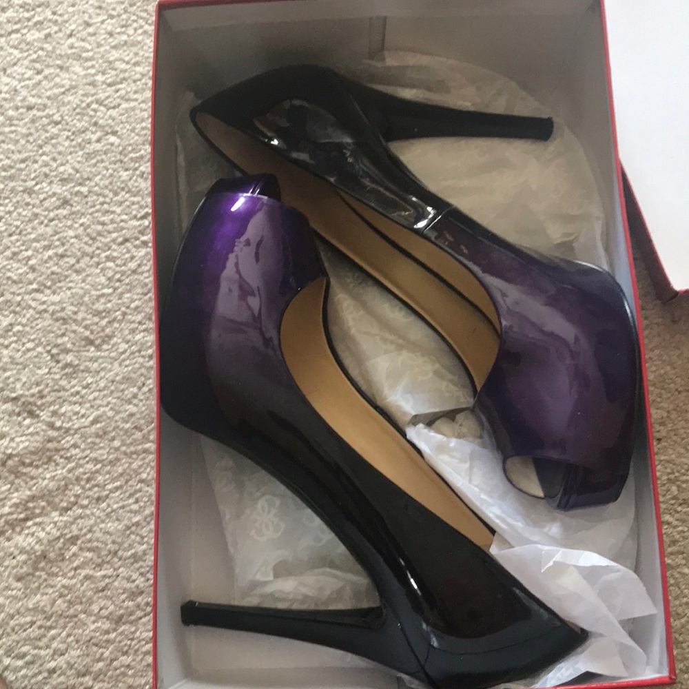 Guess purple black heels size 9.5